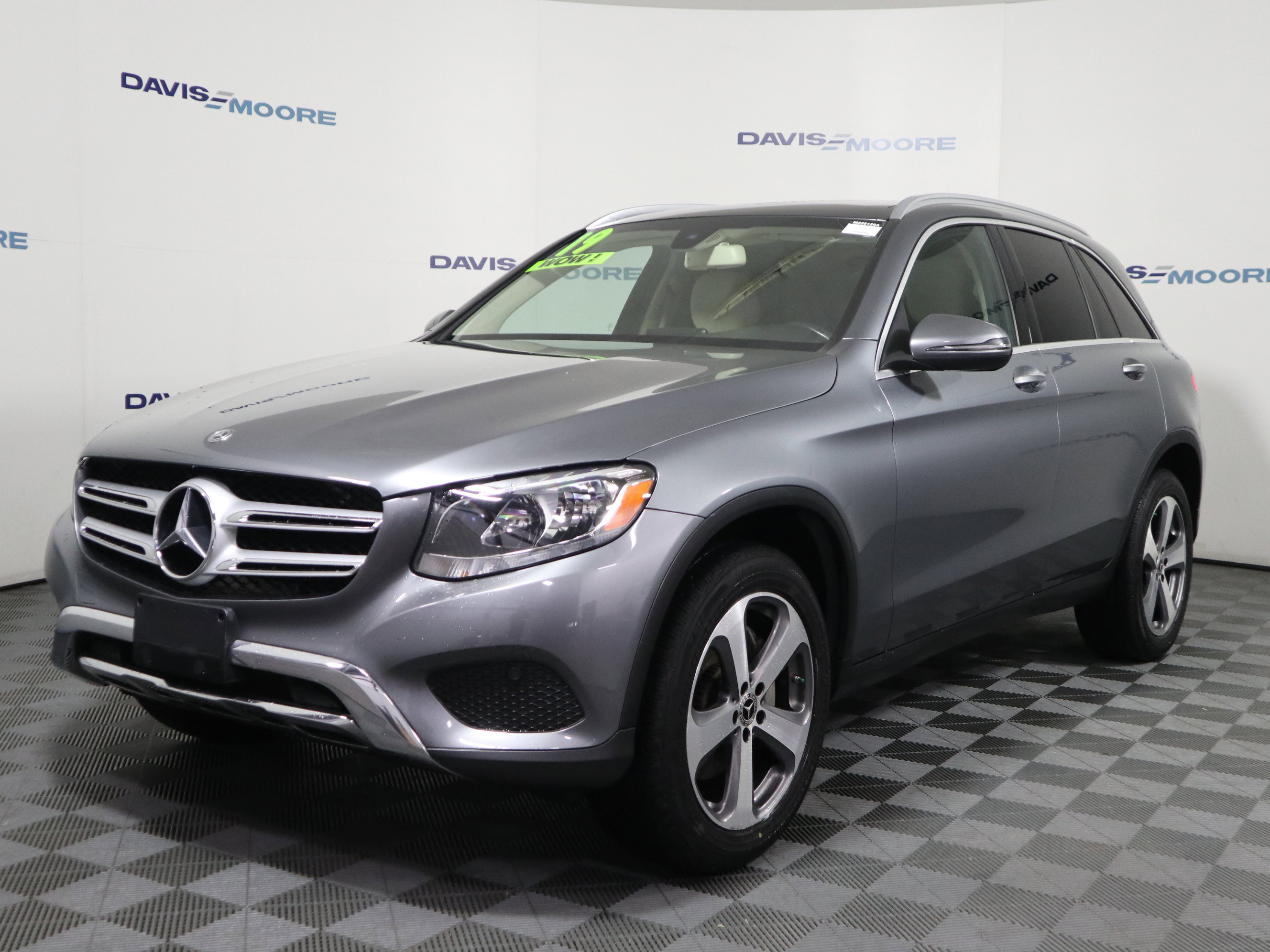 Used 2019 Mercedes-Benz GLC 300 w/ Premium Package image 11