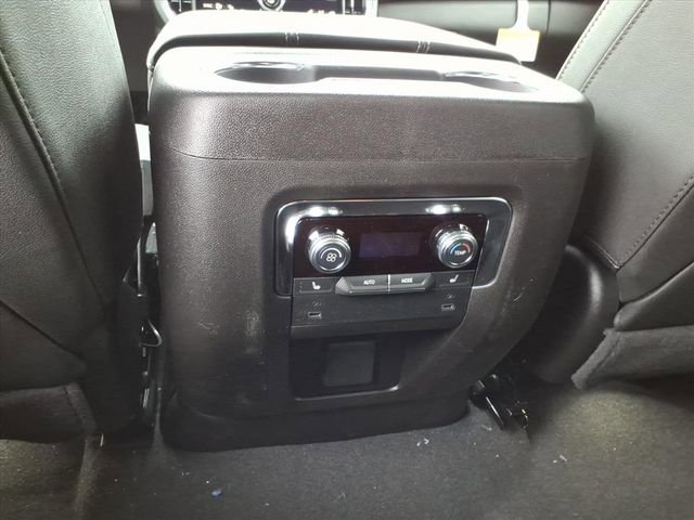 New 2026 GMC Yukon Elevation w/ LPO, Floor Liner Package AWD/4WD image 16