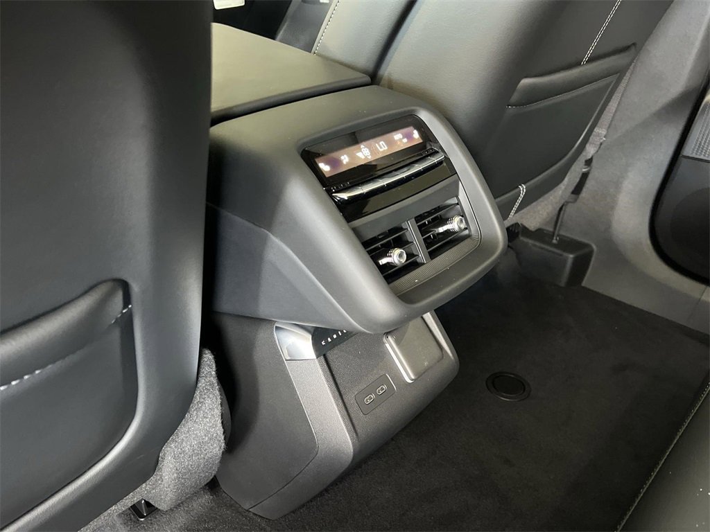 New 2026 Cadillac Lyriq V image 30