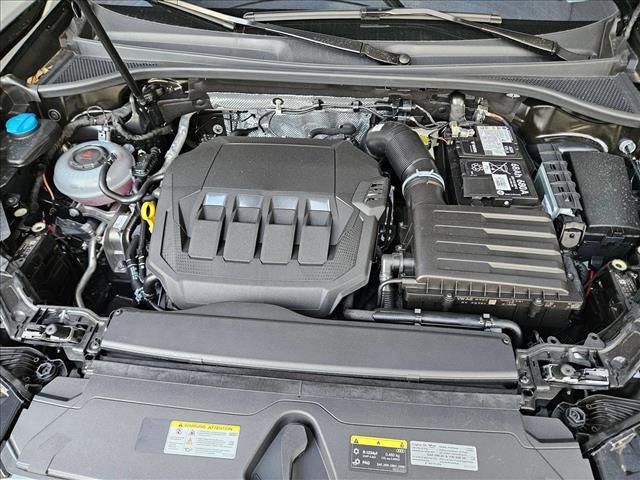 Used 2025 Audi Q3 2.0T Premium w/ Convenience Package image 16