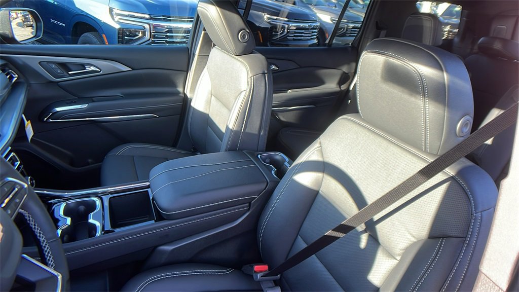 New 2026 Chevrolet Traverse LT image 15