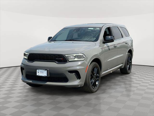 Used 2023 Dodge Durango GT AWD/4WD image 3