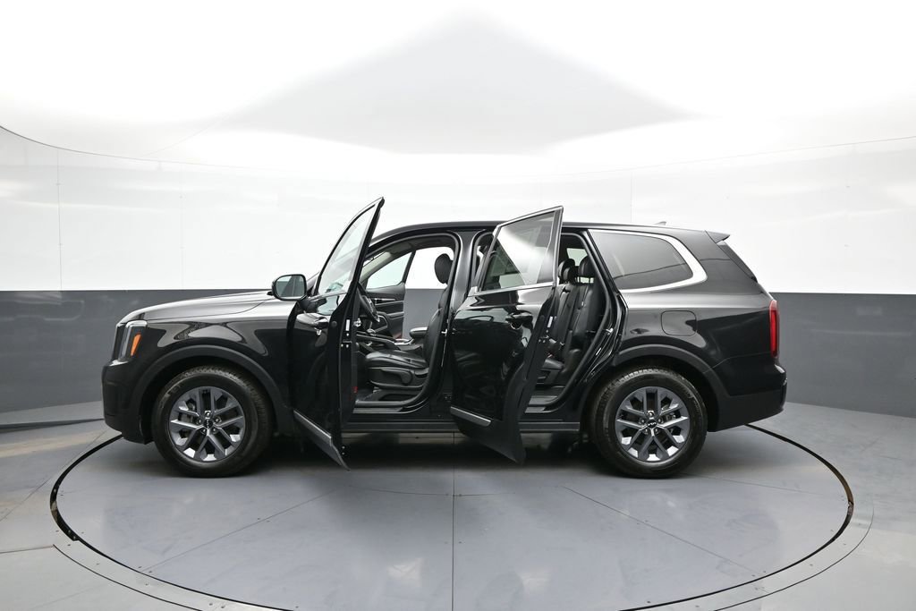 Certified 2024 Kia Telluride LX AWD/4WD image 43