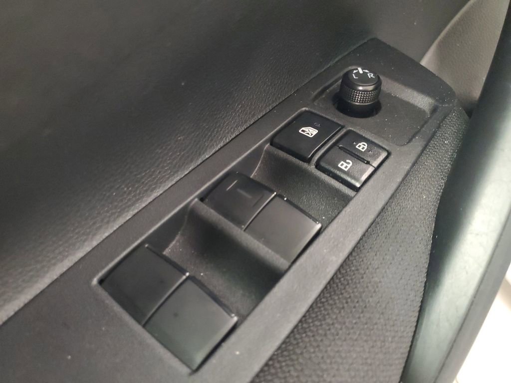 Used 2024 Toyota Corolla LE image 18