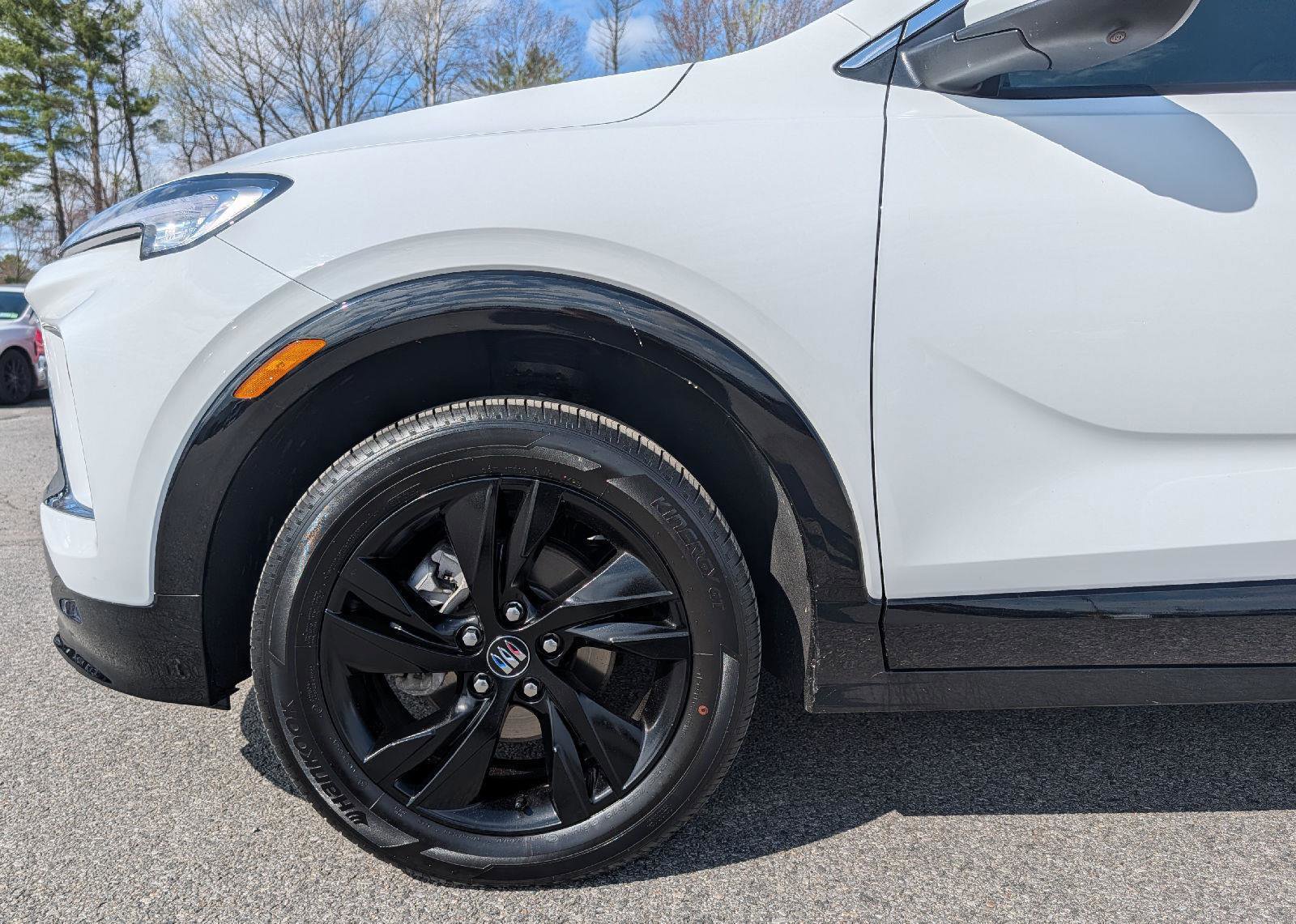 Certified 2024 Buick Encore GX Sport Touring w/ Advanced Technology Package AWD/4WD image 3