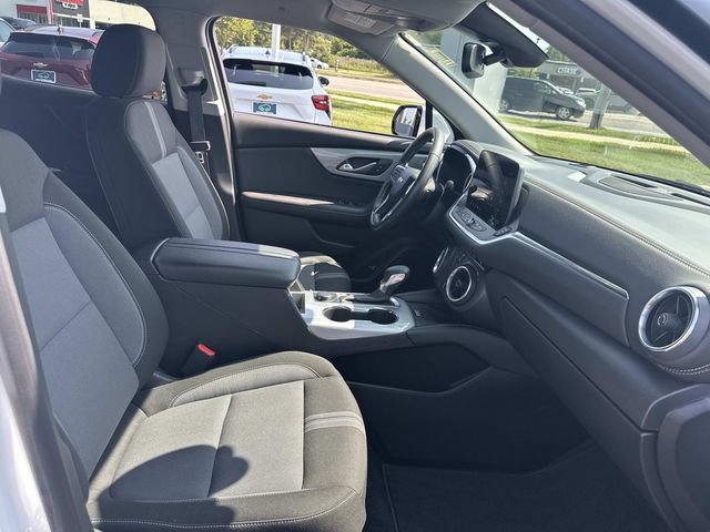 Certified 2024 Chevrolet Blazer LT w/ Convenience Package FWD image 25