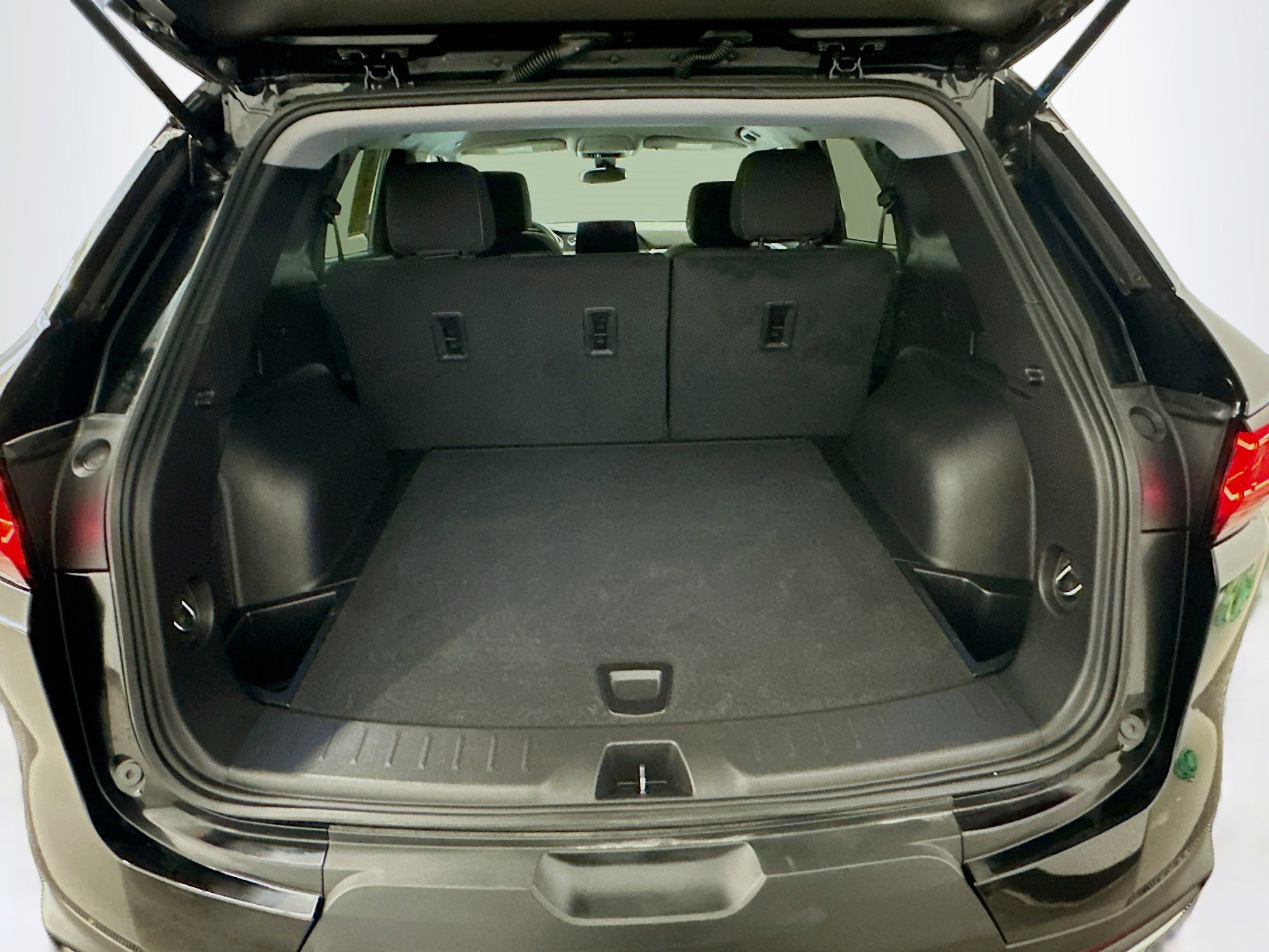 Used 2025 Chevrolet Blazer LT image 30