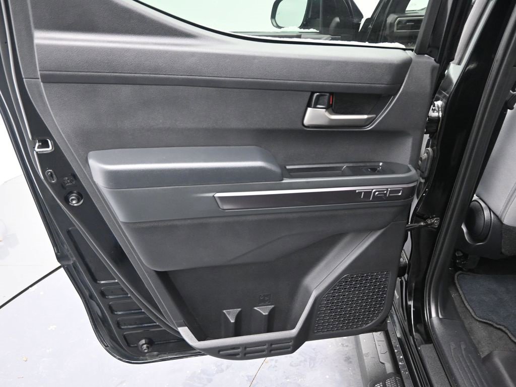 Used 2024 Toyota Tacoma TRD Off-Road image 14