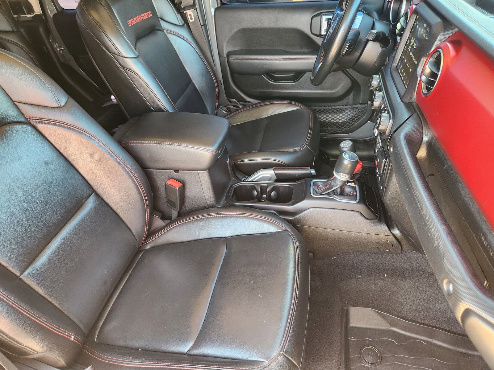 Used 2020 Jeep Gladiator Rubicon AWD/4WD image 16