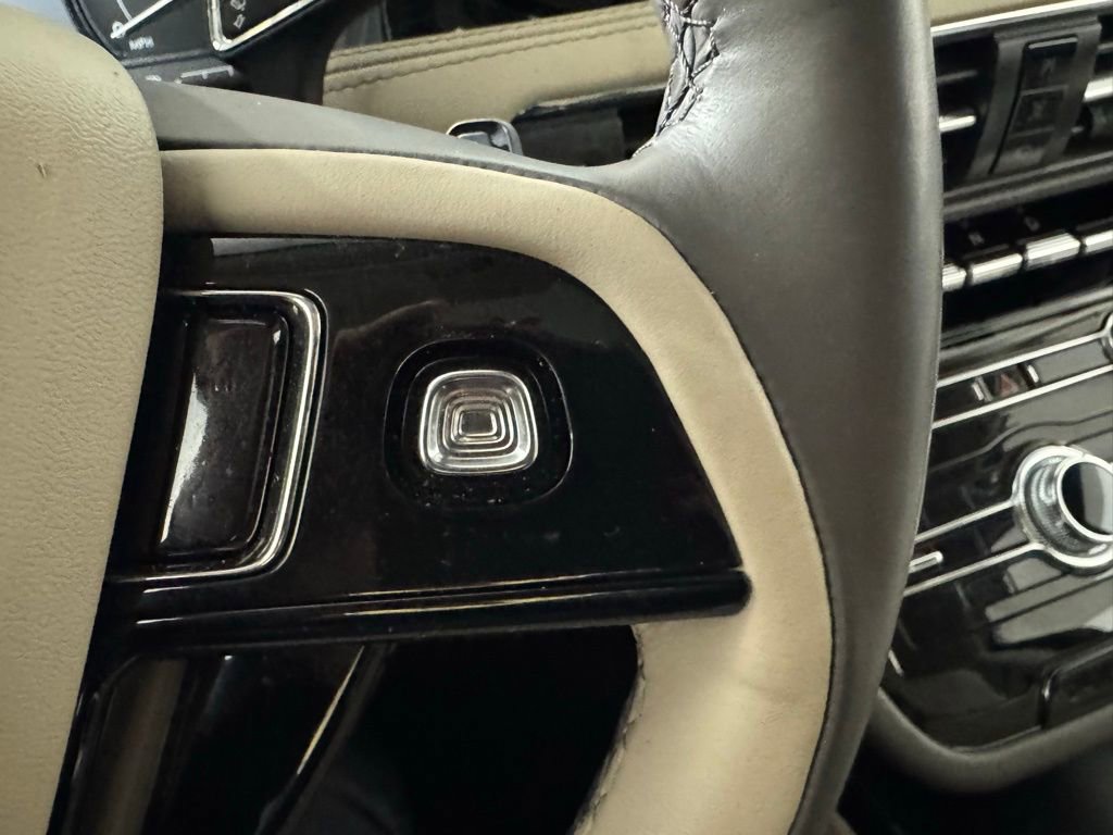 Certified 2022 Lincoln Corsair AWD w/ Premium Package image 38