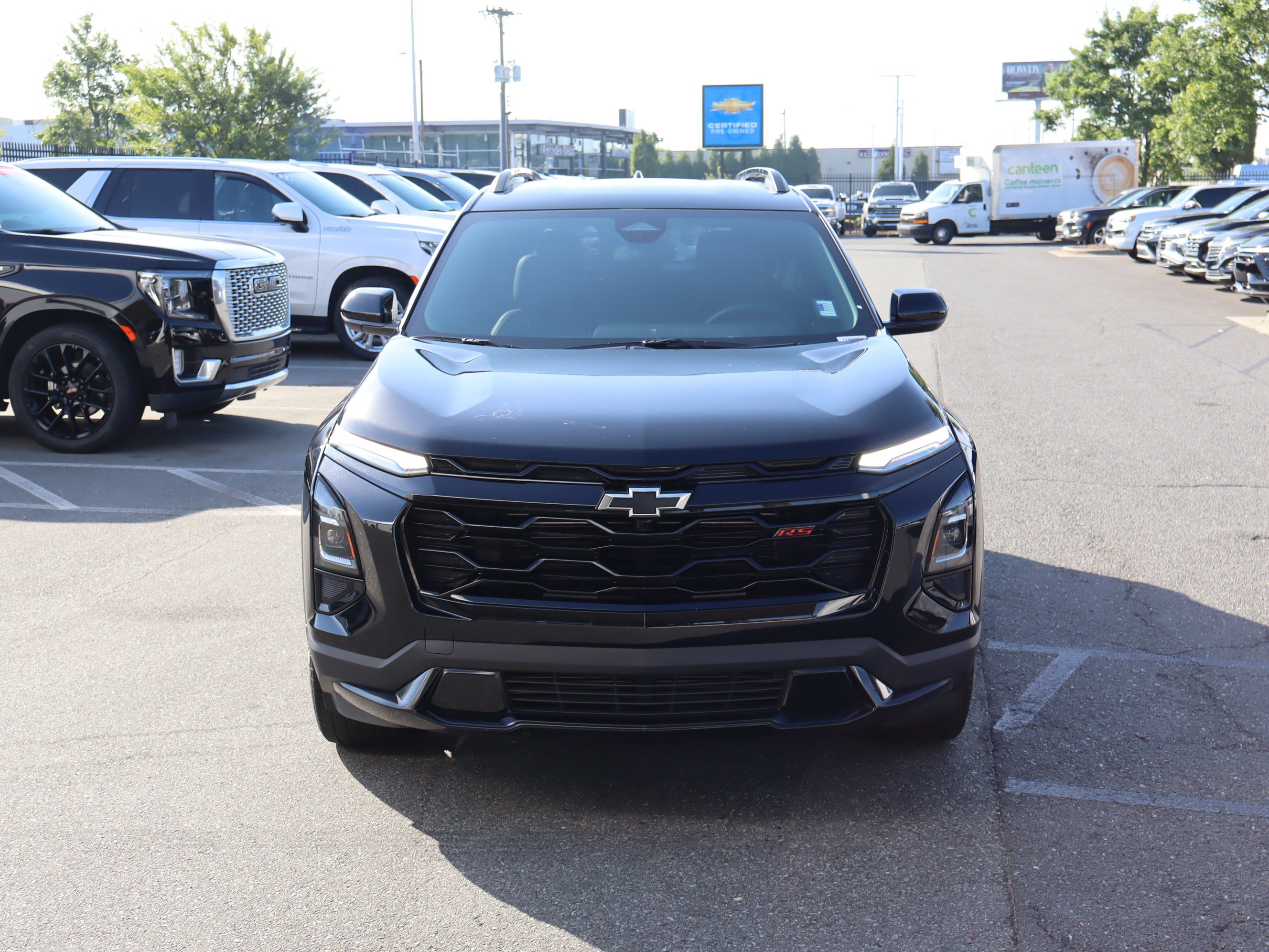 Used 2025 Chevrolet Equinox RS w/ Convenience Package III FWD image 3