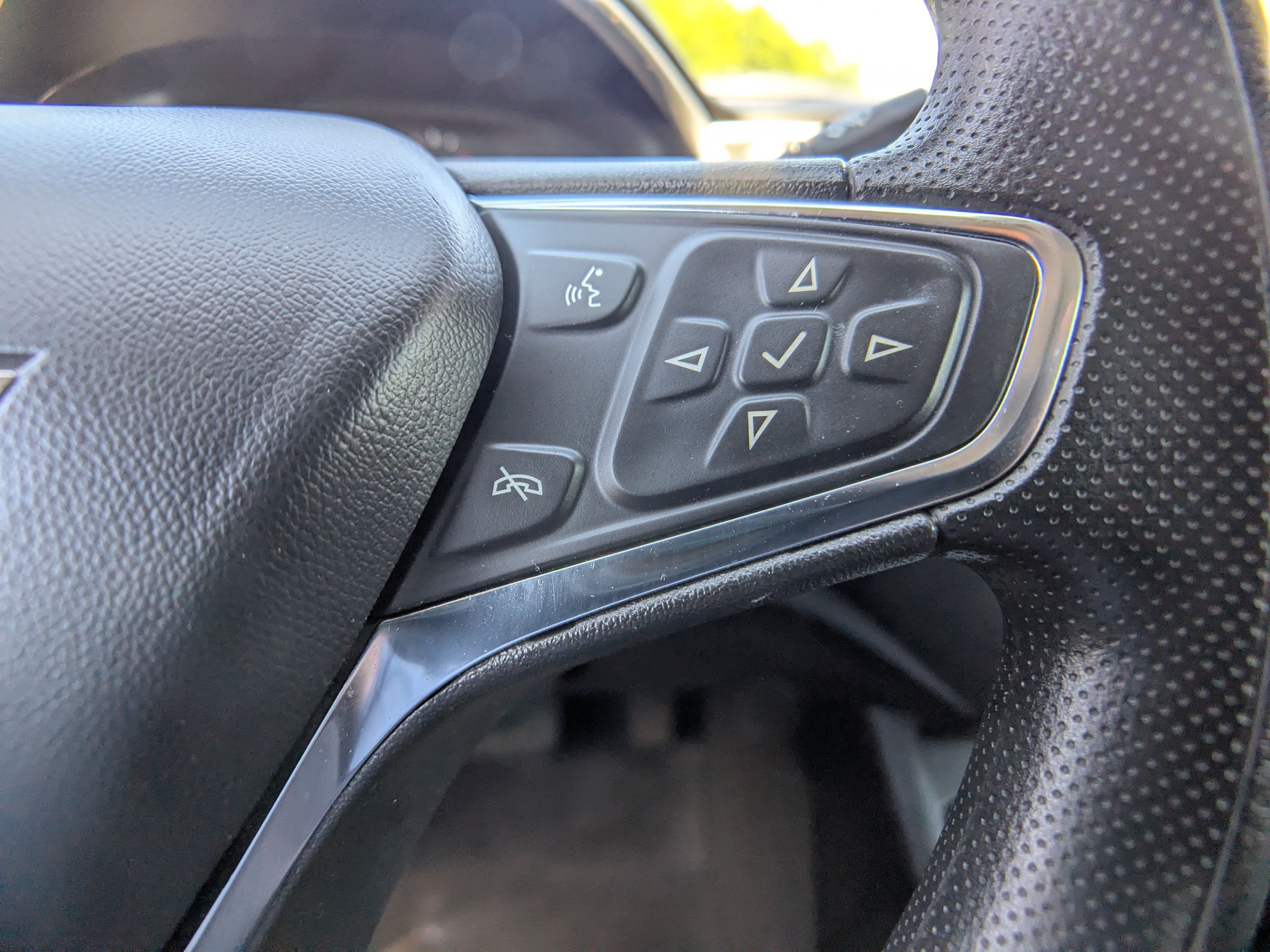 Used 2024 Chevrolet Malibu LT FWD image 25
