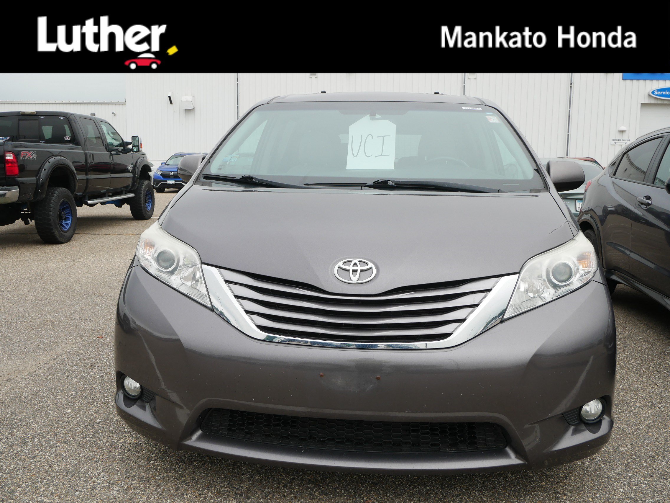 Used 2015 Toyota Sienna XLE w/ XLE Navigation Package