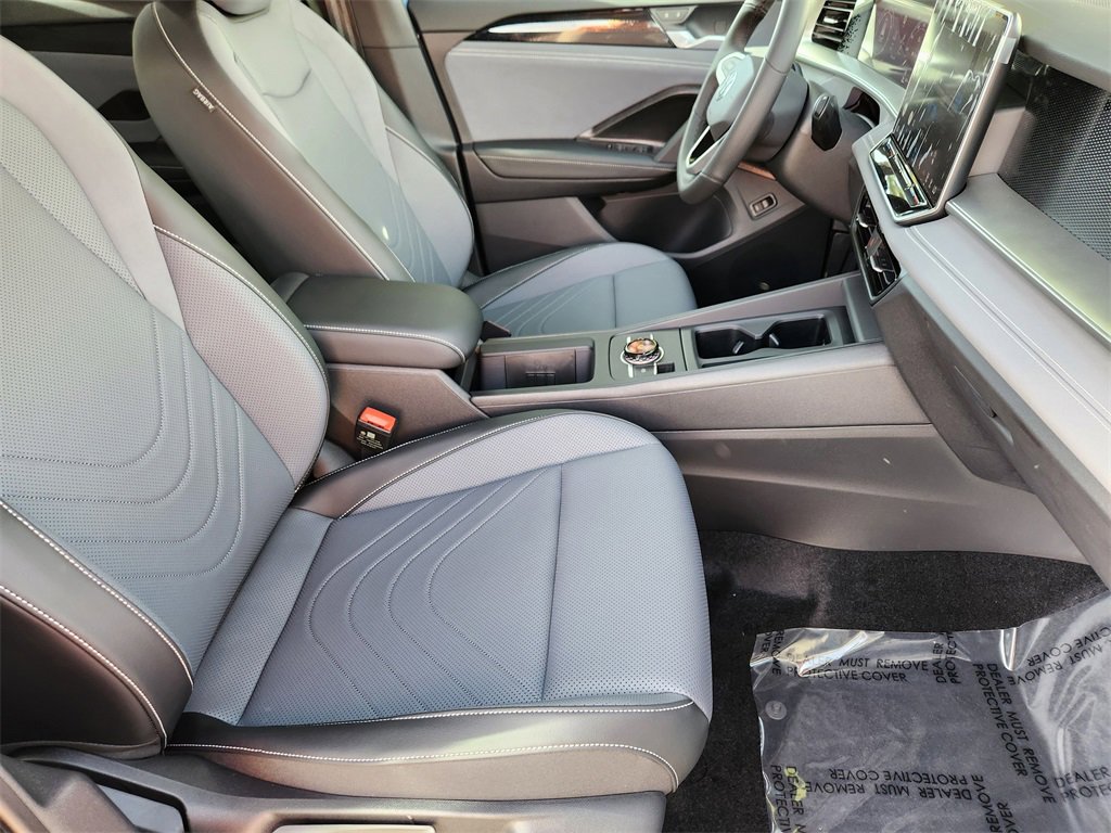 New 2026 Volkswagen Tiguan SE R-Line image 18