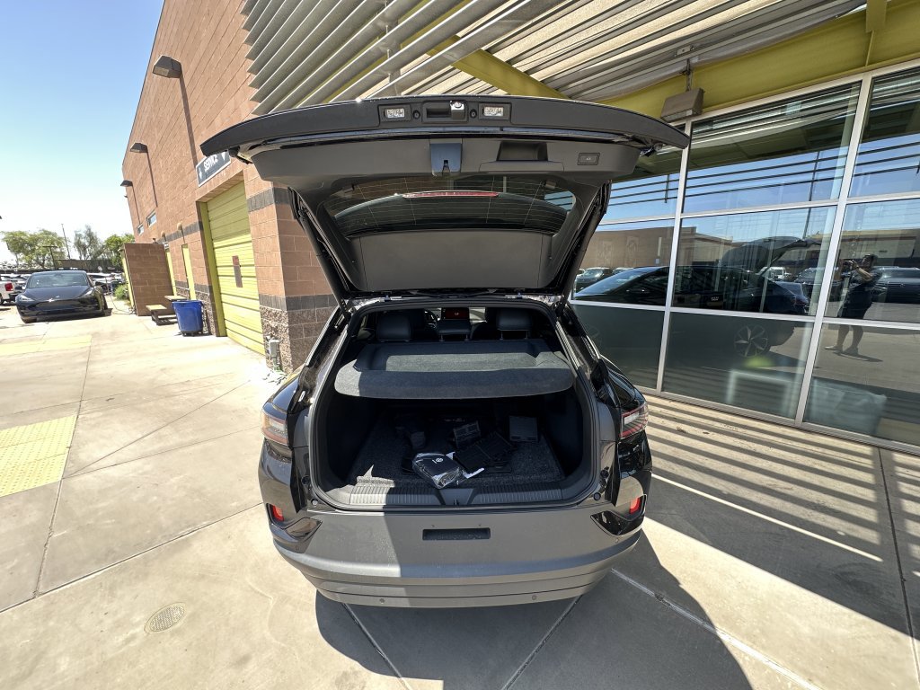 Used 2023 Volkswagen ID.4 S image 27