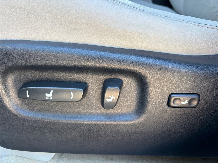 Used 2013 Lexus RX 350 FWD w/ Premium Pkg image 15