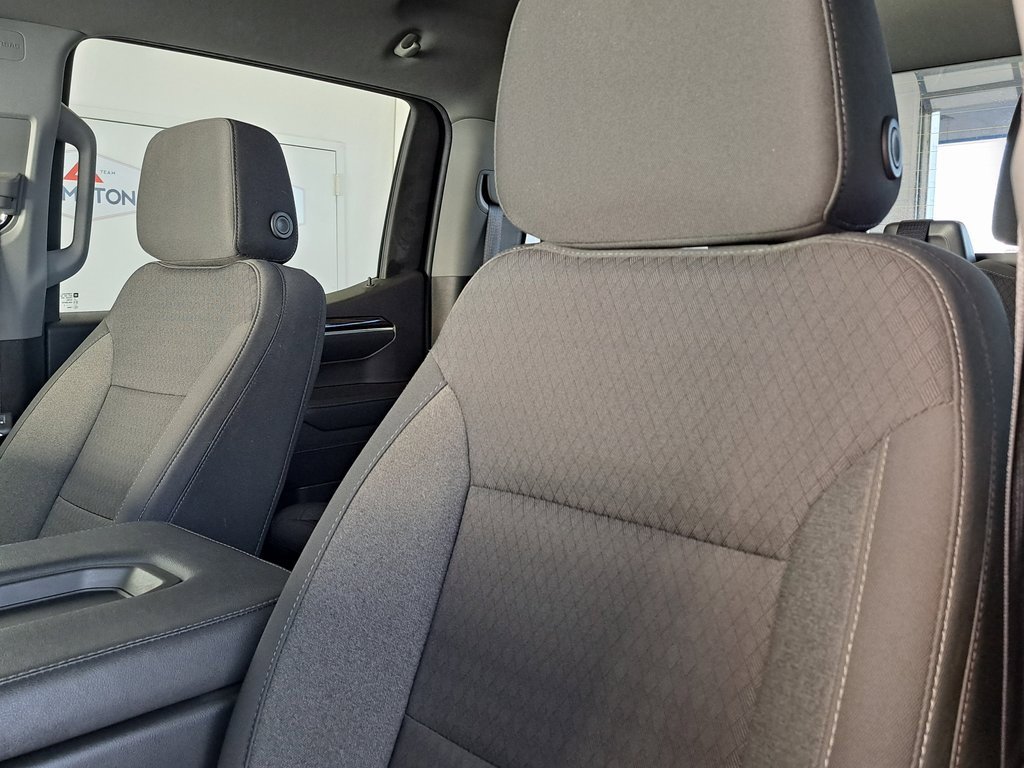 Used 2022 Chevrolet Silverado 1500 RST image 24