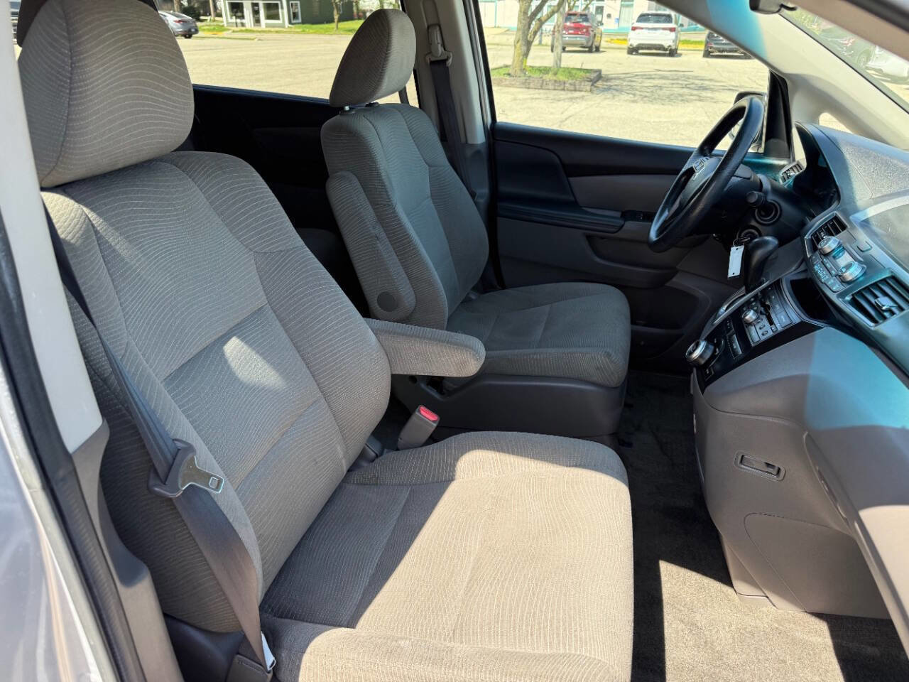 Used 2013 Honda Odyssey LX image 30