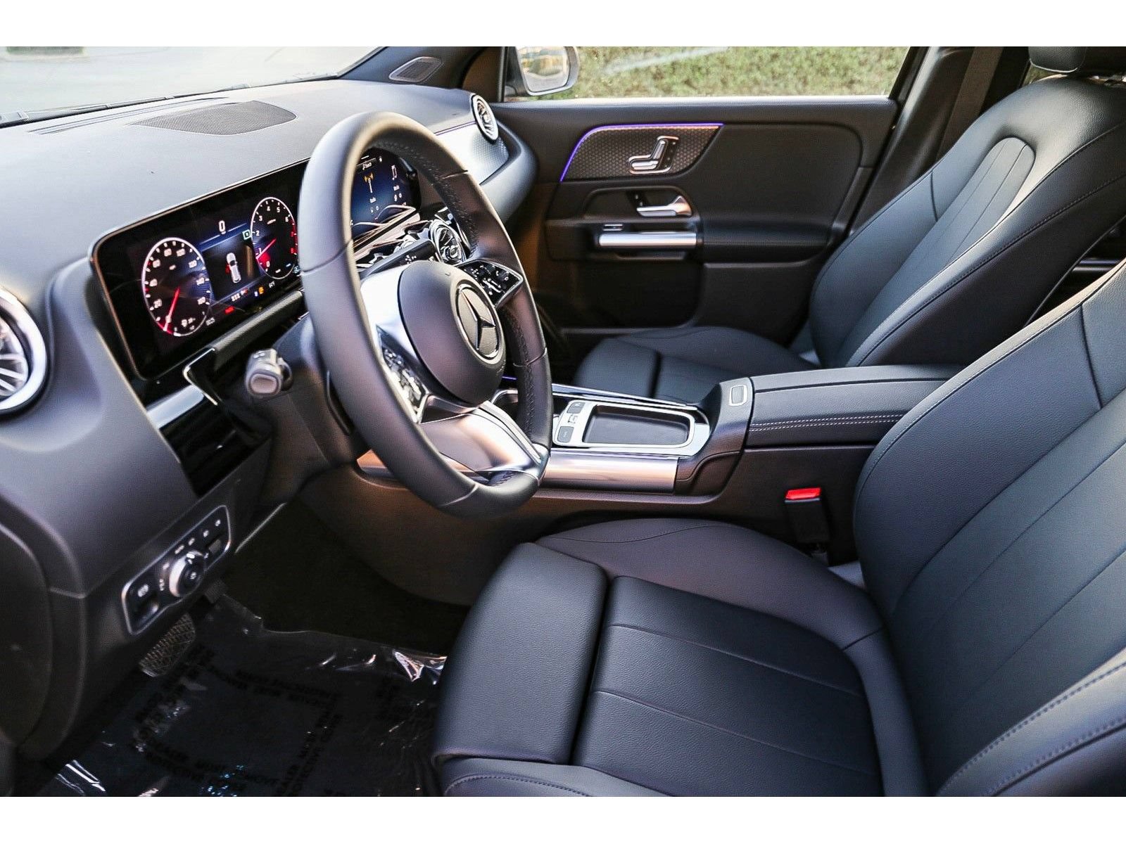 Used 2025 Mercedes-Benz GLA 250 4MATIC image 23