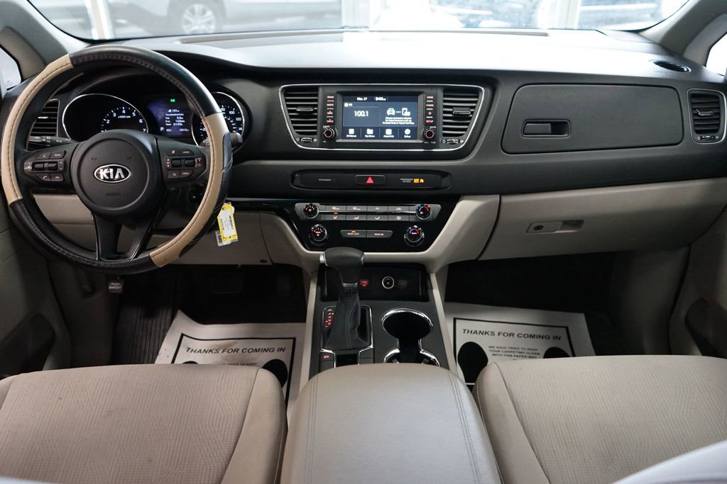 Used 2021 Kia Sedona LX image 39