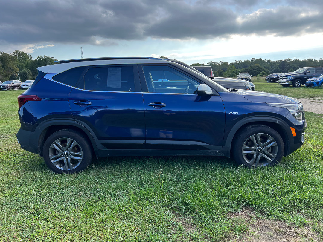Used 2022 Kia Seltos S AWD/4WD image 5
