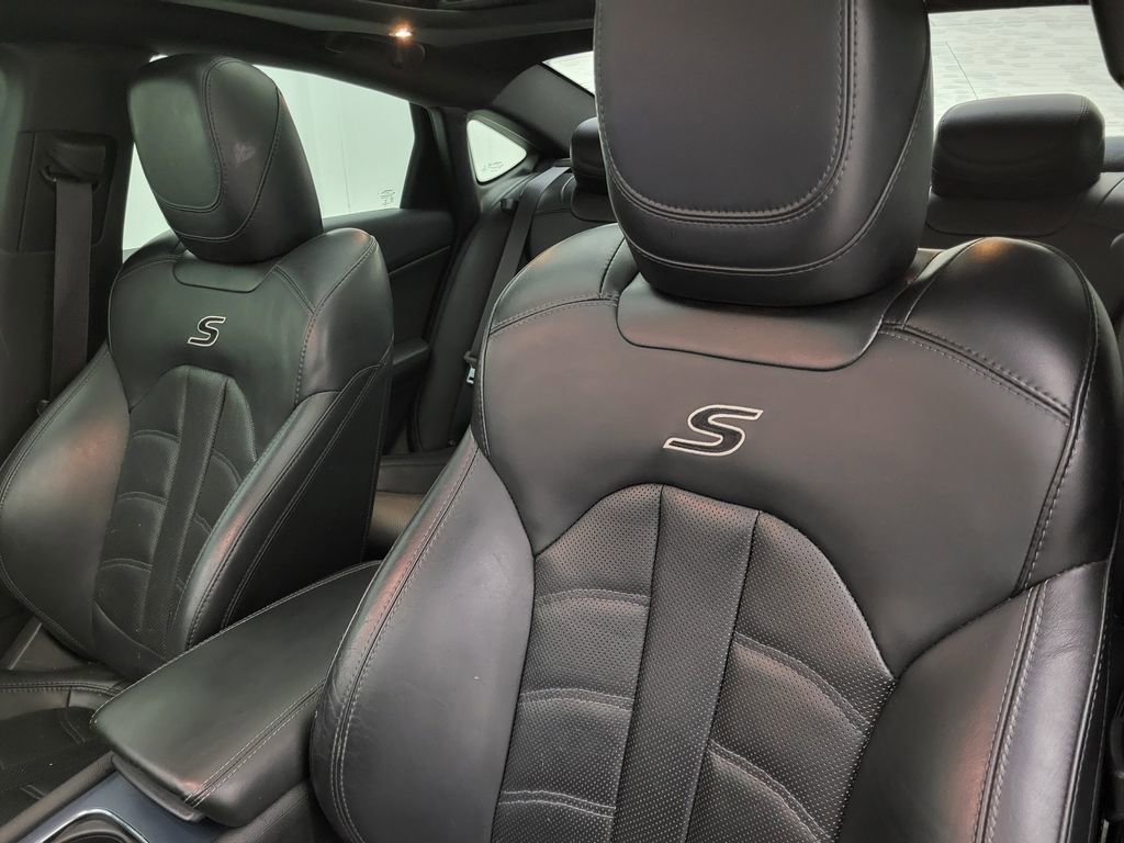 Used 2016 Chrysler 200 S w/ Navigation & Sound Group I image 32