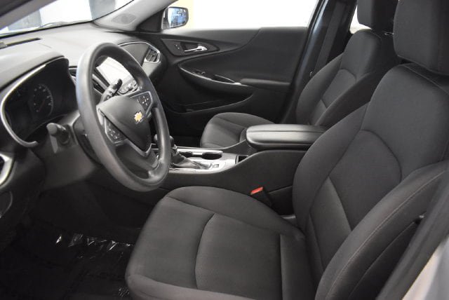 Used 2022 Chevrolet Malibu LT FWD image 22