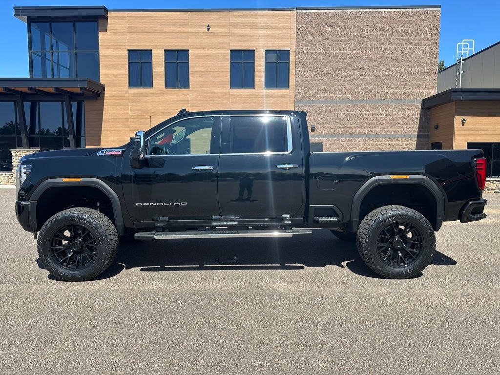 Used 2024 GMC Sierra 2500 Denali w/ Denali Reserve Package image 5