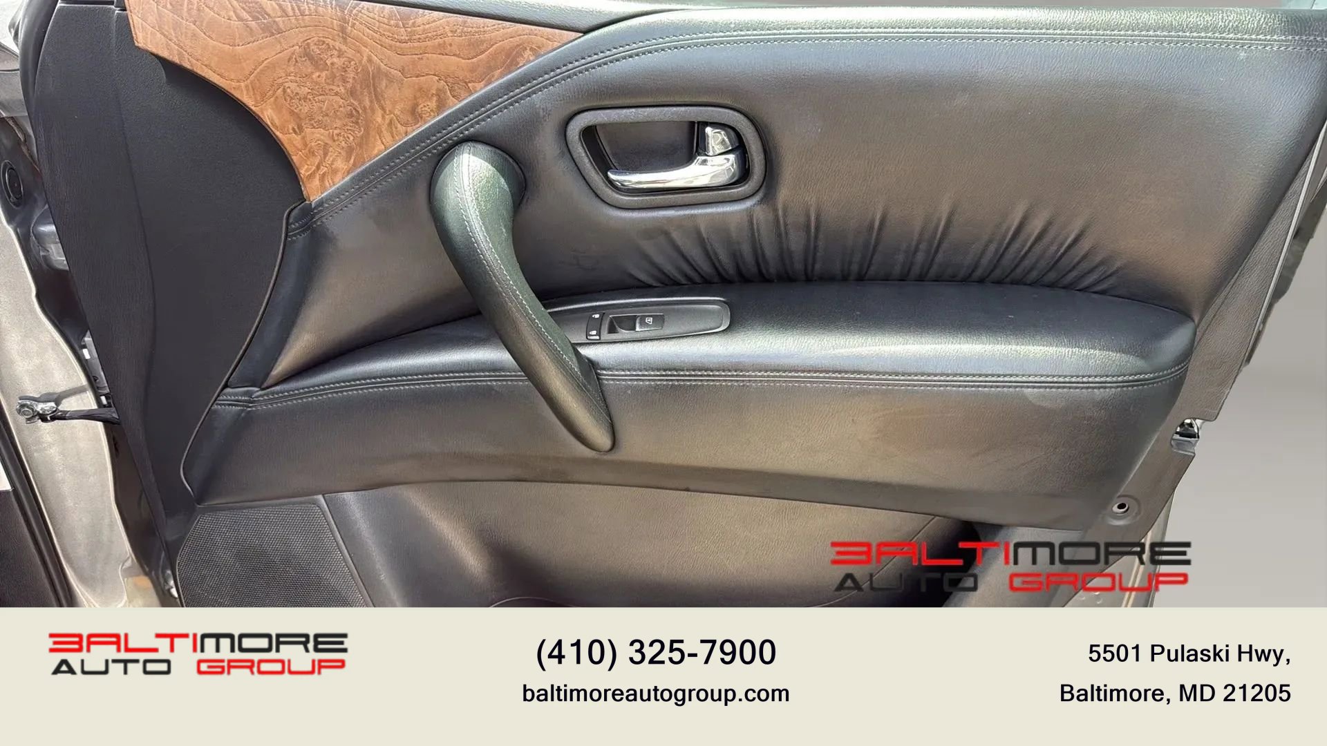 Used 2021 Nissan Armada SL w/ Captain's Chairs Package AWD/4WD image 19