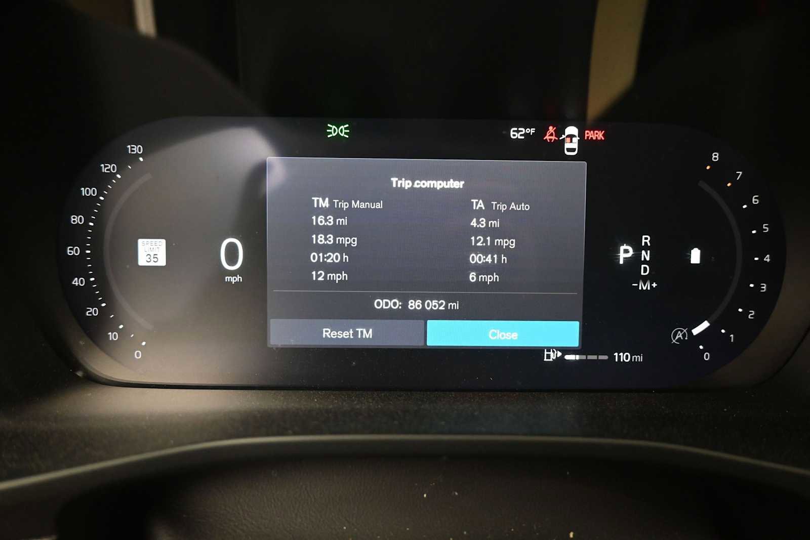 Used 2023 Volvo XC40 B4 Ultimate FWD image 16