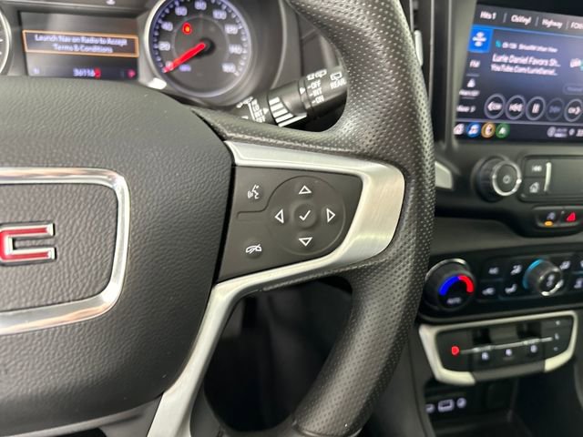 Used 2023 GMC Terrain SLE w/ Driver Convenience Package image 16