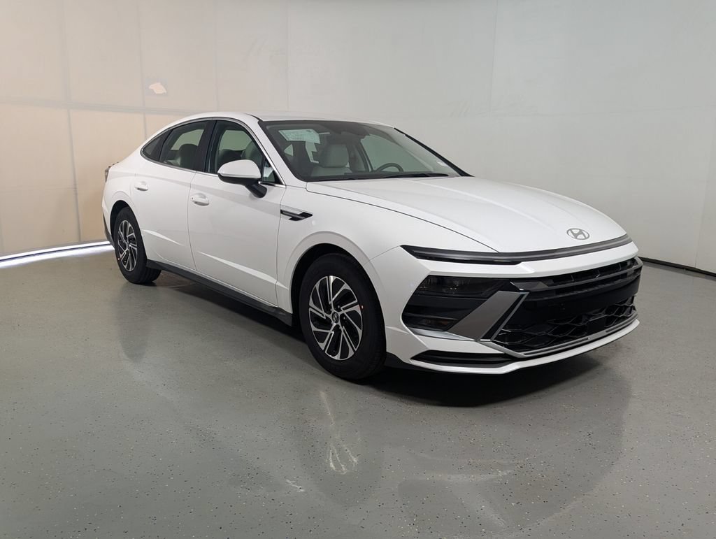 New 2026 Hyundai Sonata Blue FWD image 1