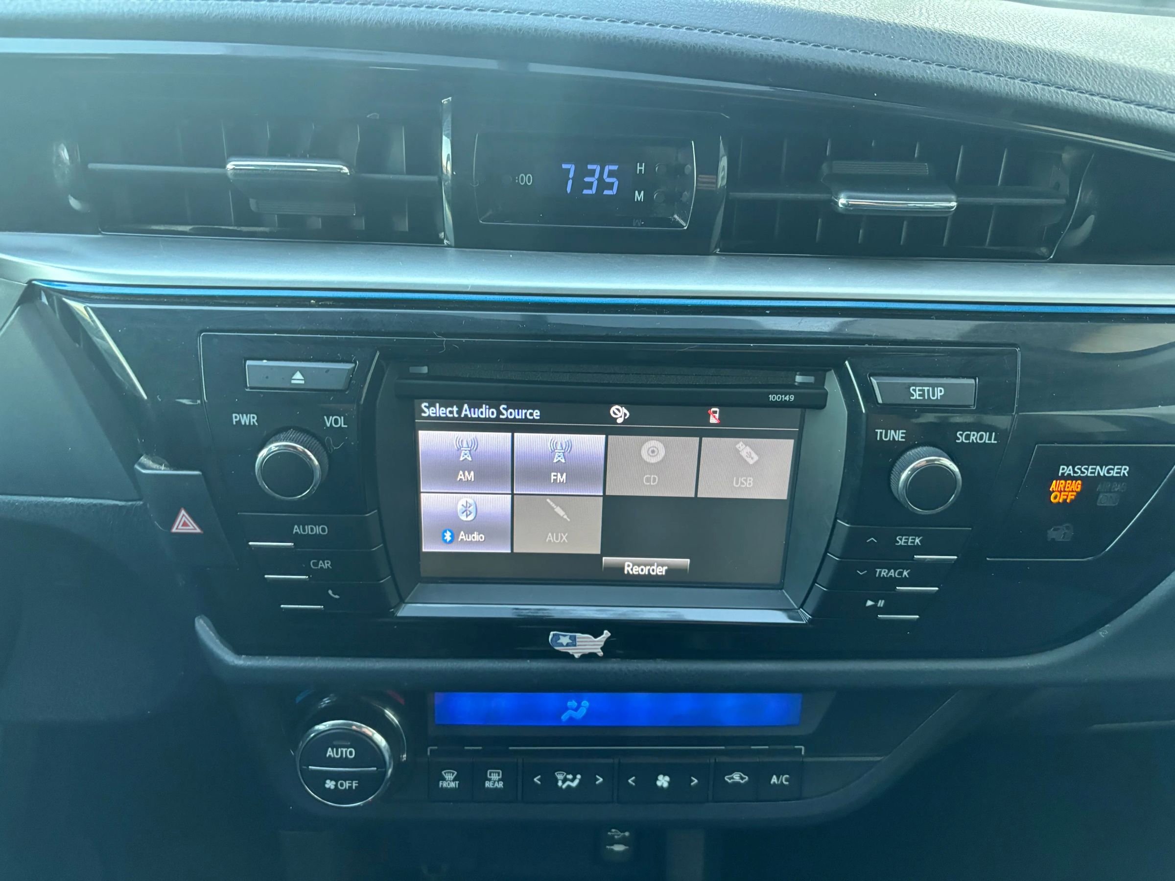 Used 2014 Toyota Corolla S image 16