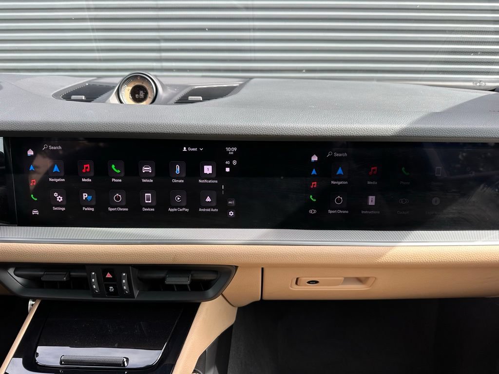 Certified 2025 Porsche Cayenne S AWD/4WD image 39