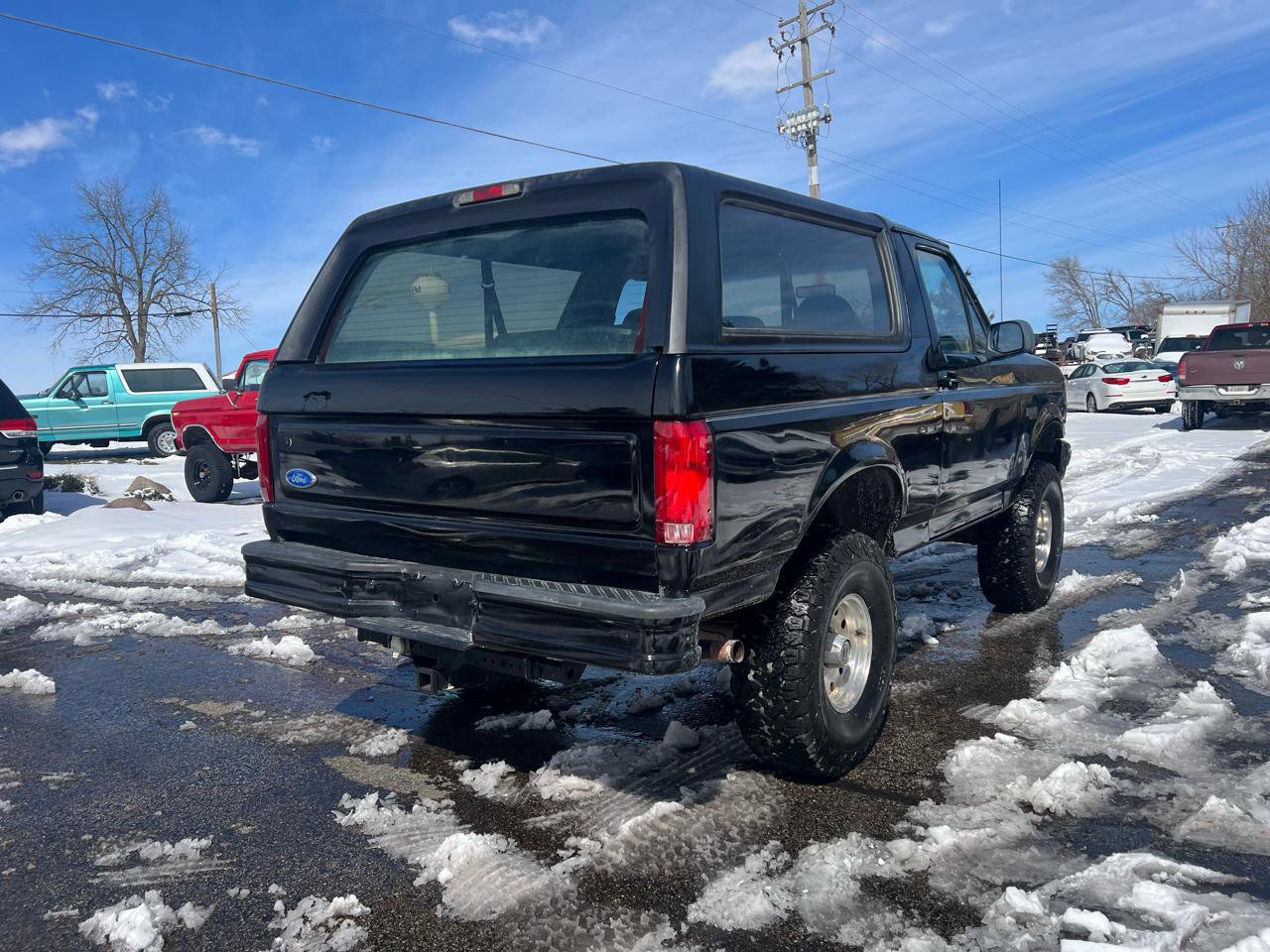 Used 1995 Ford Bronco XLT image 4