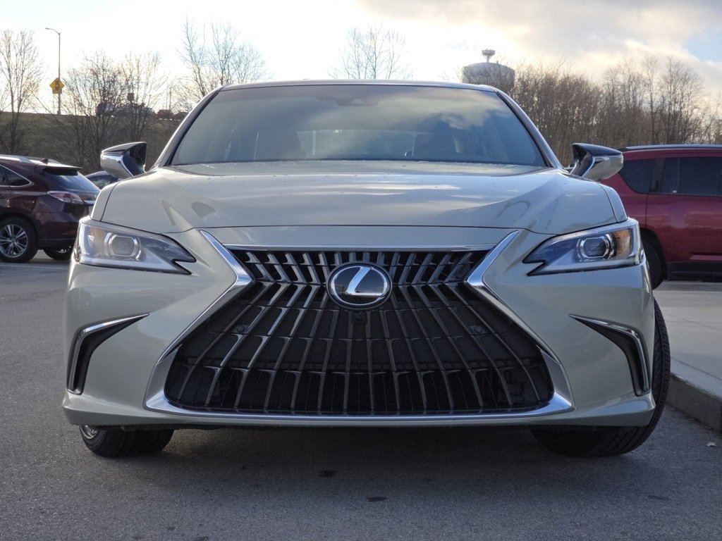 New 2025 Lexus ES 350 350 Luxury image 3