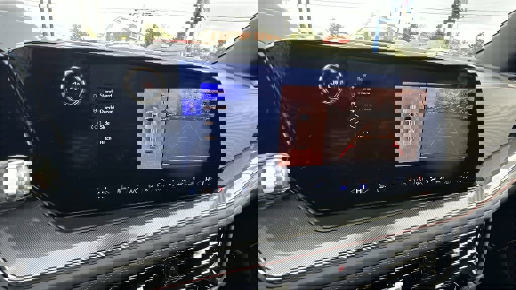 New 2025 Chevrolet Suburban RST w/ Advanced Technology Package image 30