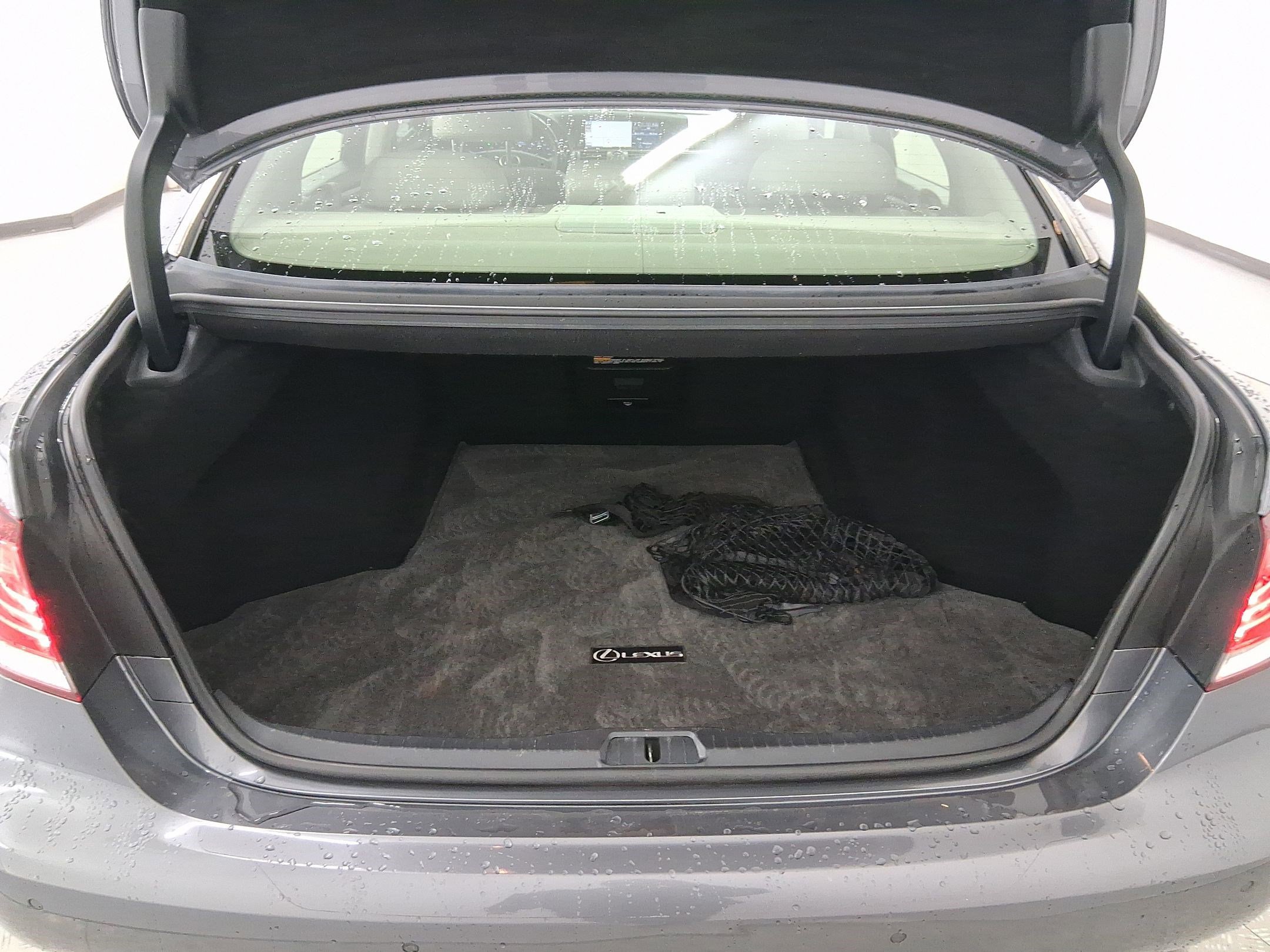 Used 2014 Lexus LS 460 image 32