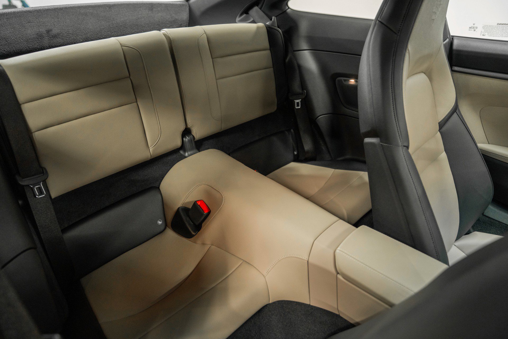 Used 2025 Porsche 911 Carrera image 27