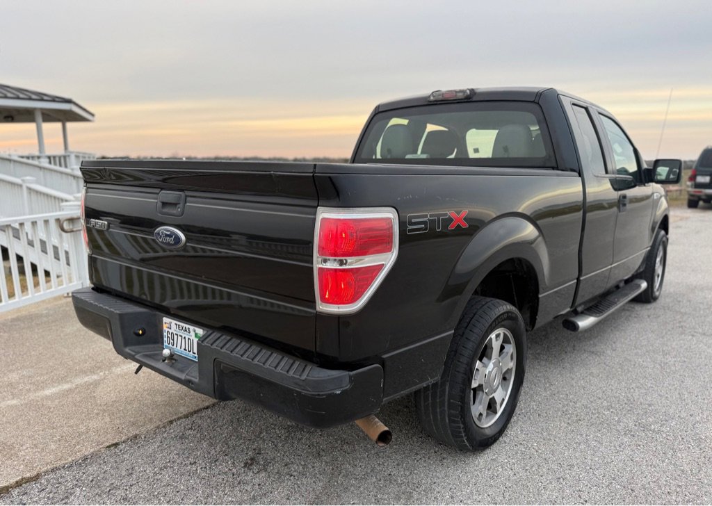 Used 2010 Ford F150 STX image 5