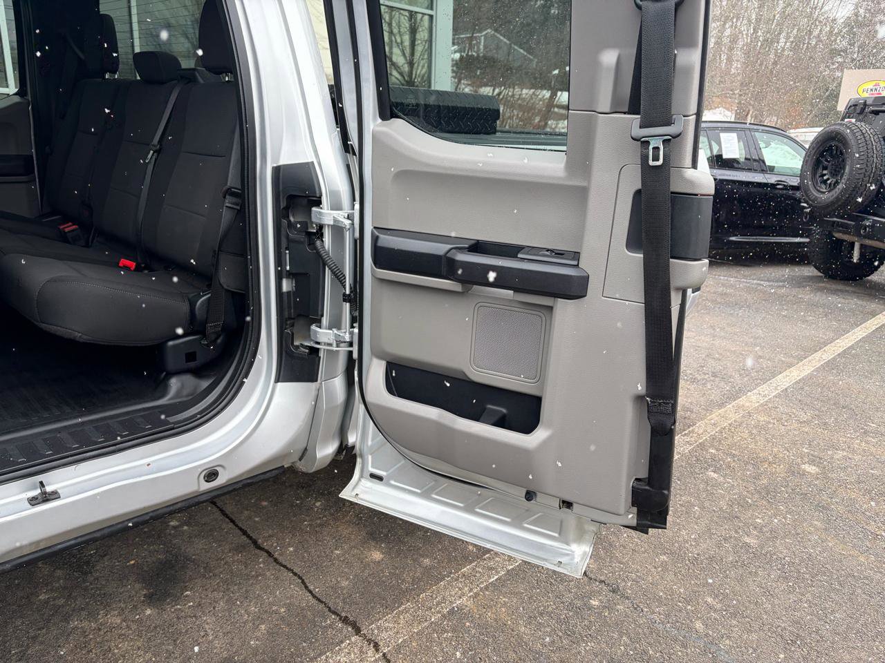 Used 2018 Ford F150 XL w/ Equipment Group 101A Mid image 28