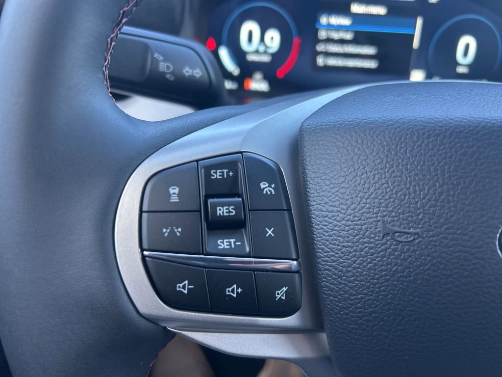 New 2026 Ford Explorer Active image 30