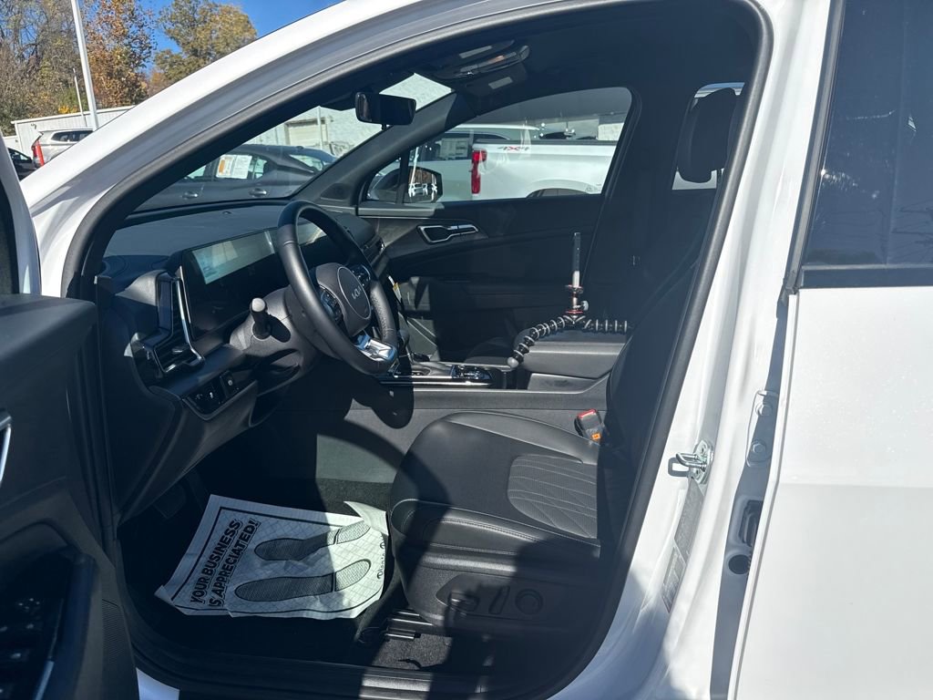 Used 2025 Kia Sportage X-Line image 12