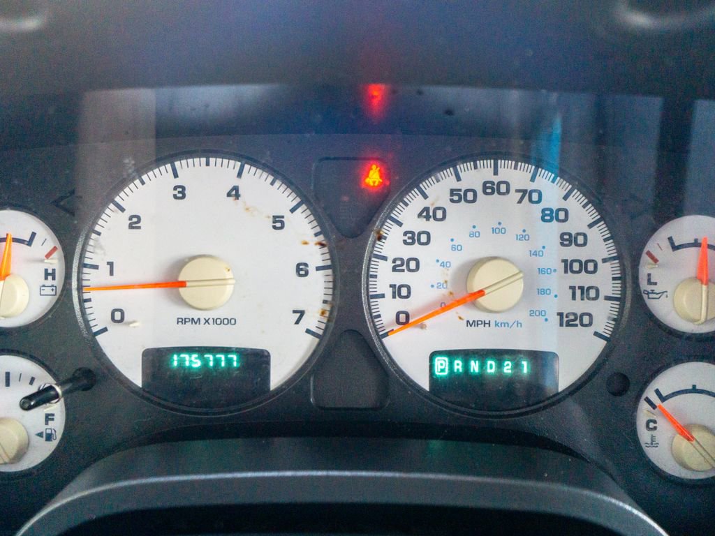 Used 2004 Dodge Ram 1500 Truck SLT w/ Quad Cab Value Group image 21