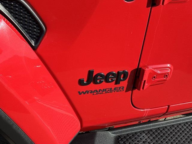 Used 2021 Jeep Wrangler Unlimited Sahara image 12
