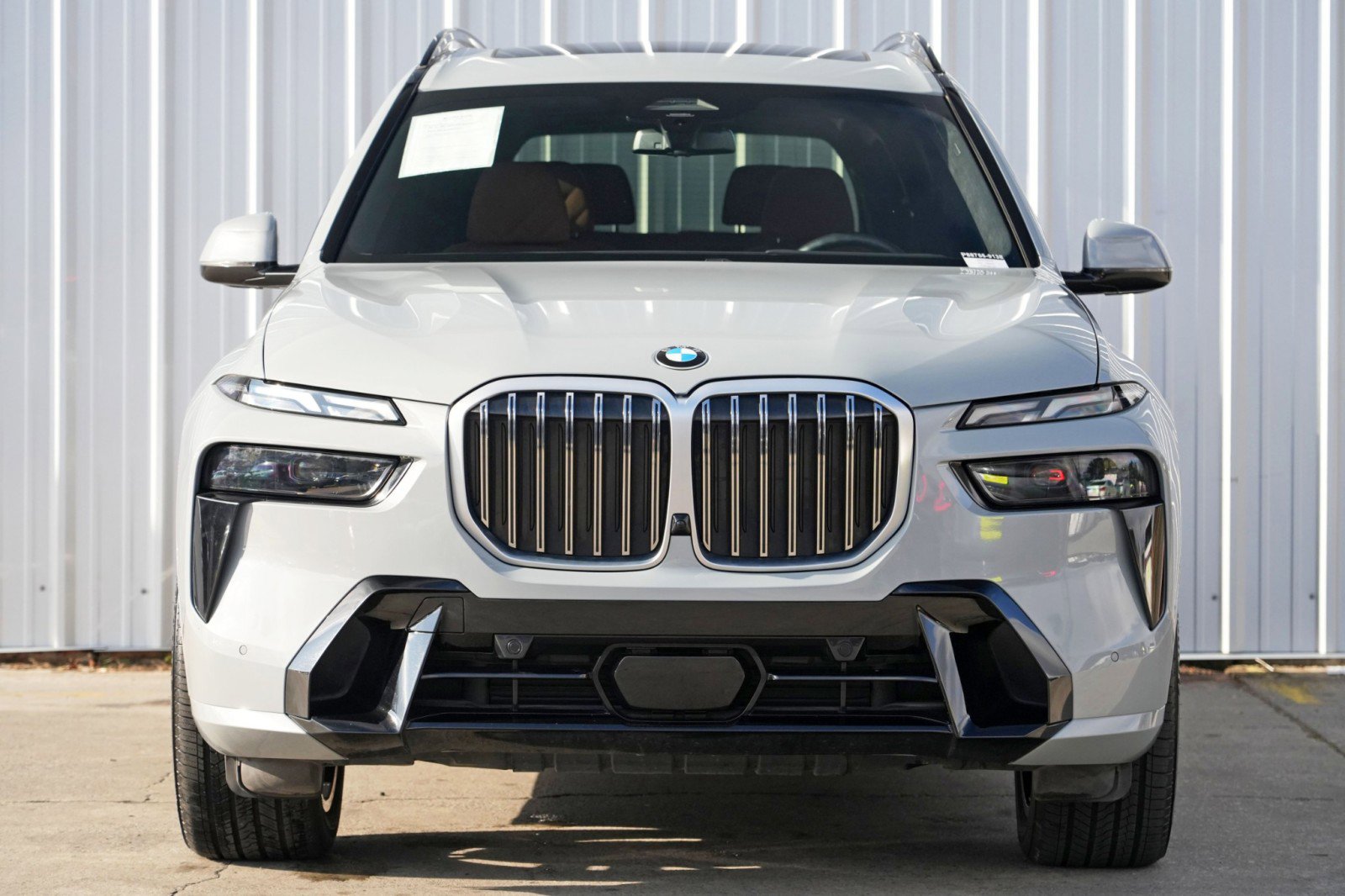 Used 2023 BMW X7 xDrive40i w/ M Sport Package image 7