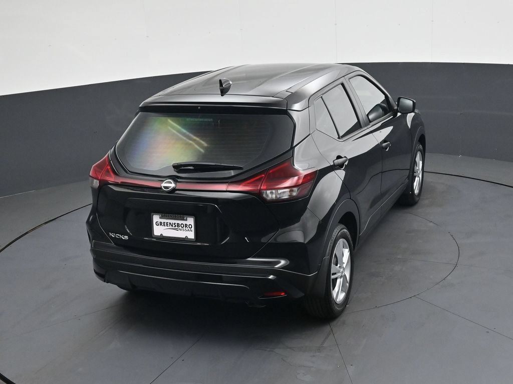 Certified 2025 Nissan Kicks Play S FWD image 35