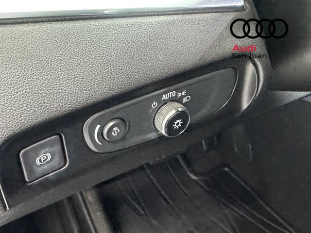 Used 2020 Buick Enclave Essence w/ Sound and Sites Package FWD image 33