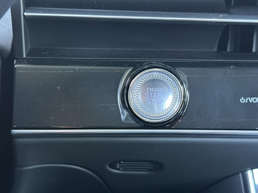 New 2026 Genesis GV70 2.5T Select image 23