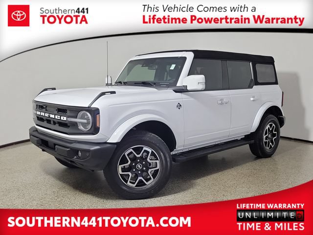 Used 2024 Ford Bronco Outer Banks AWD/4WD image 1